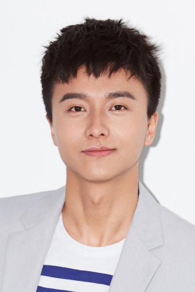 File:Wang Zhen (actor).jpg