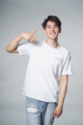 File:Zhang Yi Kai.jpg