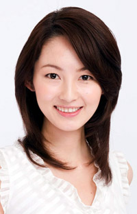 Hagi Mika-headshot.jpg