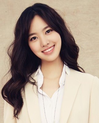 Jin Se Yeon Korean