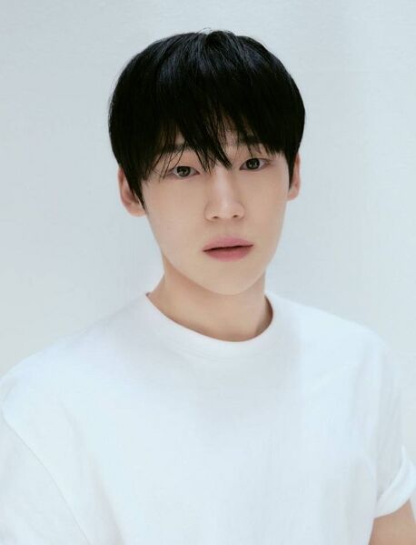 File:Chun Woo Jin.jpg