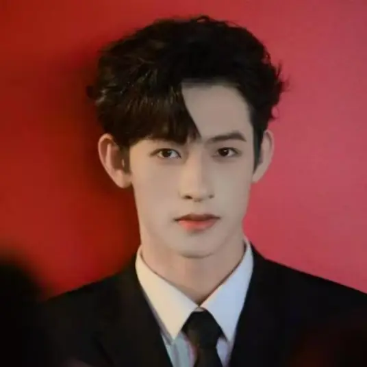 File:He Yu Yang.webp
