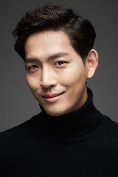 File:Kim Min Seo (1985).jpg