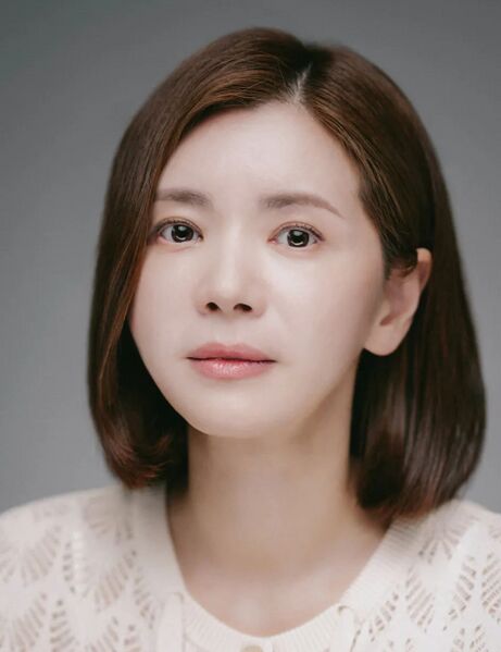 File:Jang Seo Hee (1972).jpg
