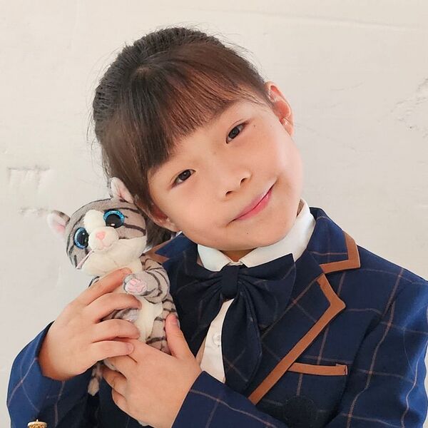 File:Yang Jing Qi.jpg