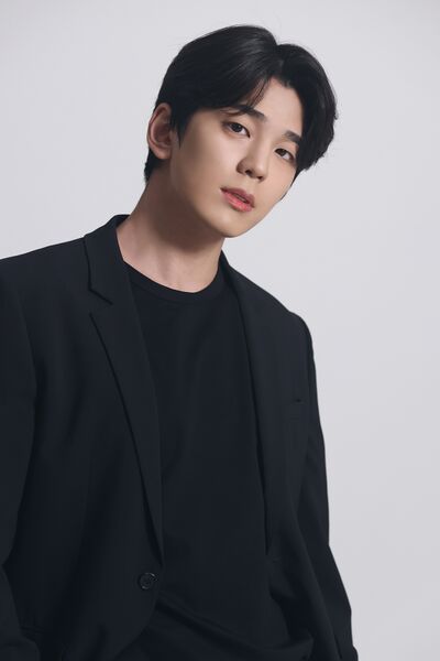 File:Kim min kyu.jpg