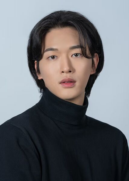 File:Lee Seo Shin.jpg