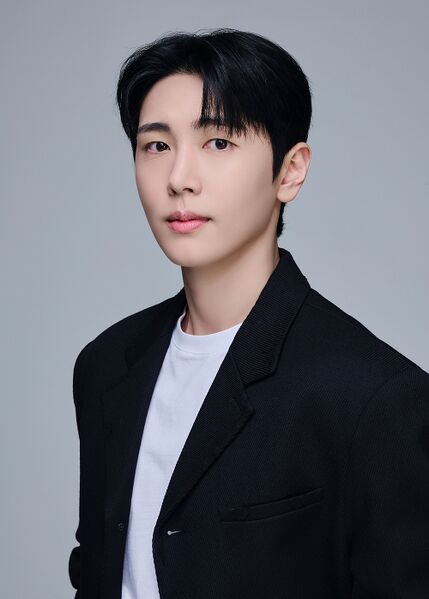 File:Lee Jae Yoon (1994).jpg