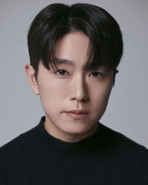 File:Joo Kwang Hyun (1994).jpg