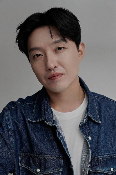 File:Kim Da Hwin.jpg