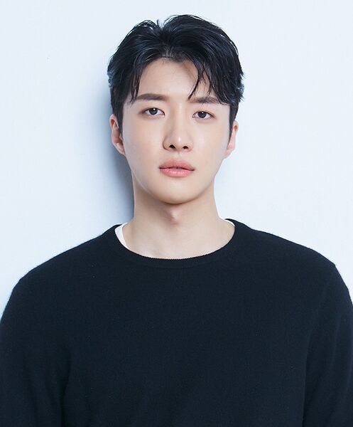 File:Kim Seo Ha (1993).jpg