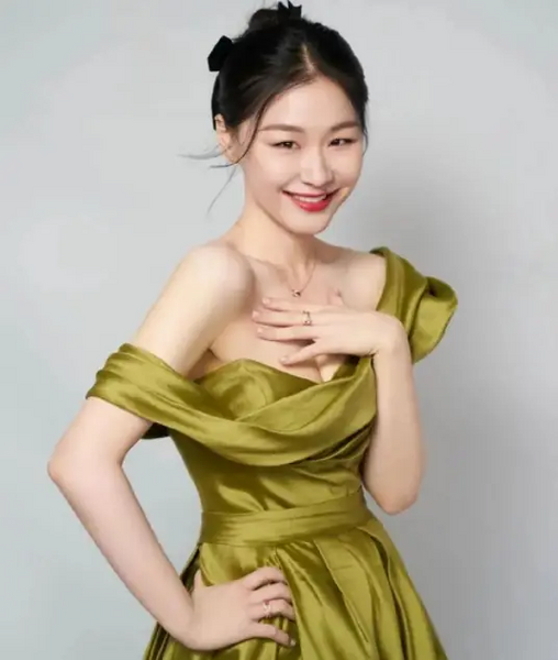 File:Jin Jing.webp
