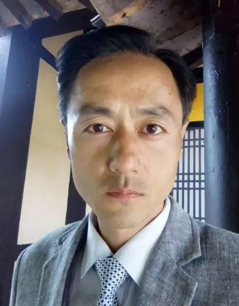 File:Huang Zun.webp