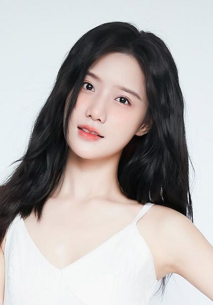 File:Estelle Chen.jpg