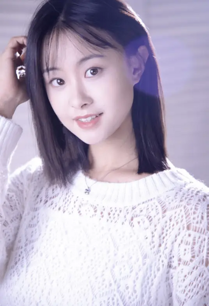 File:Lu Yun.webp