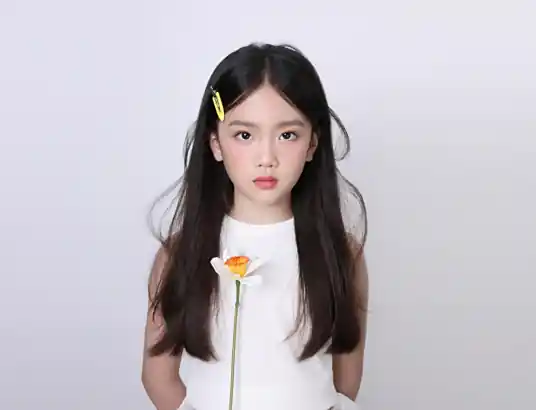 File:Liu Xin Tong.webp