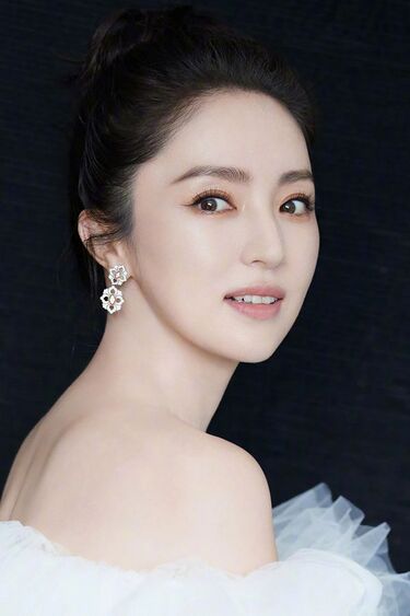 The Integration of Zhang Weiyi