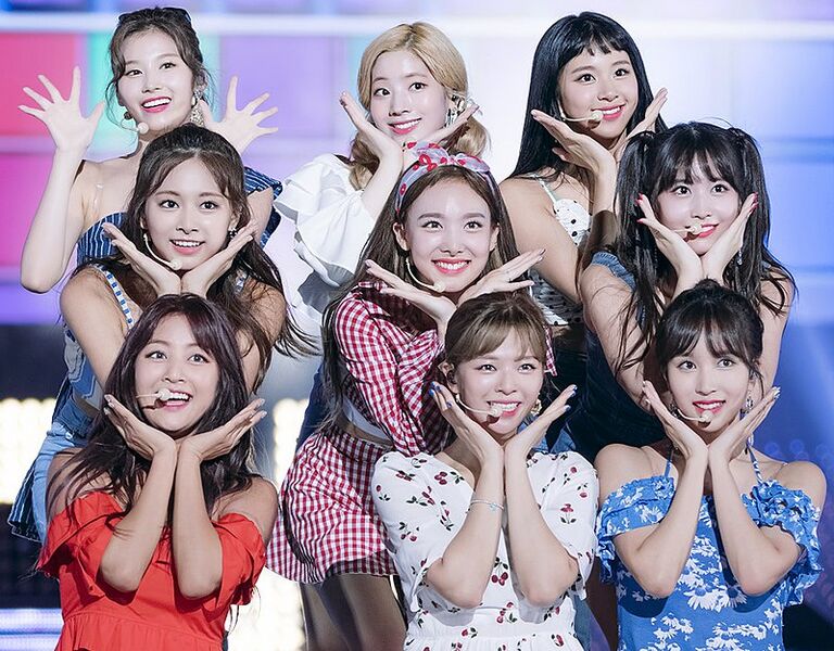 File:TWICE.jpg