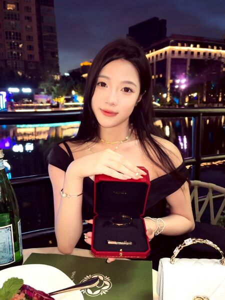 File:Liu Yi Nuo.jpg