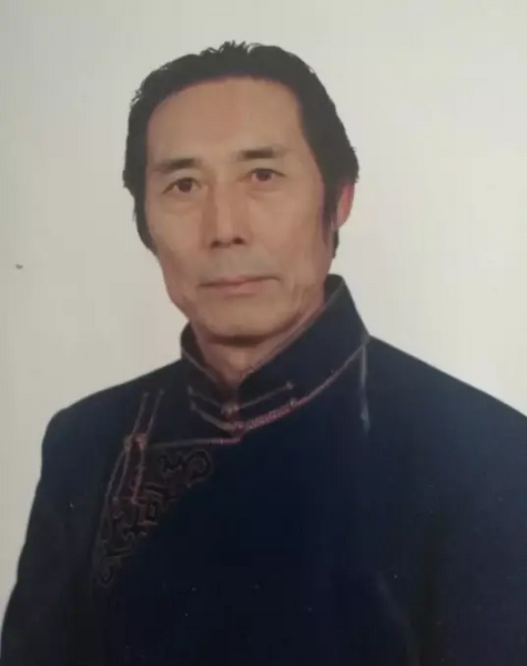 File:Qi Na Ri Tu.webp