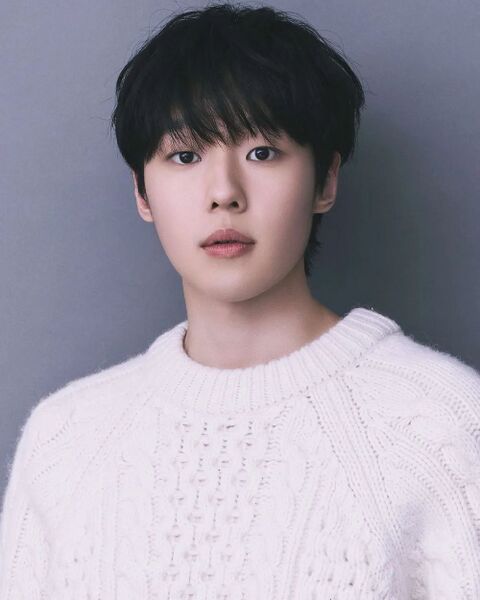 File:Yoo Hyun Soo (1999).jpg