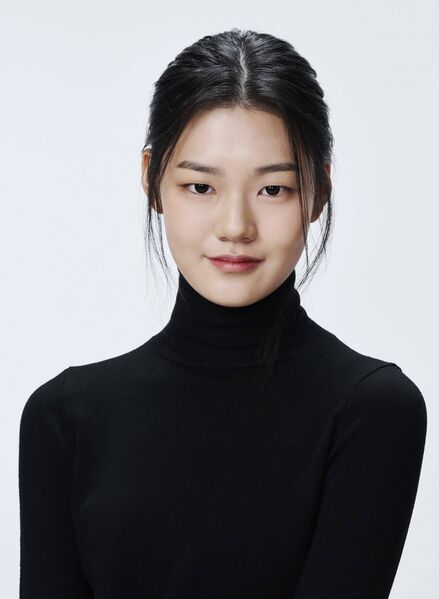 File:Yoo Chae Hee.jpg