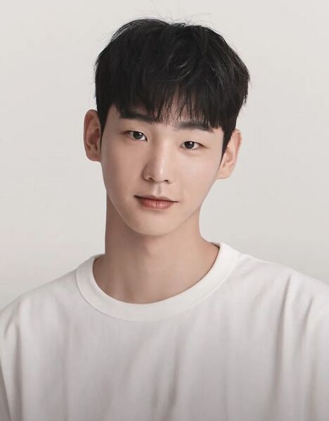 File:Lee Ji Han (1998).jpg