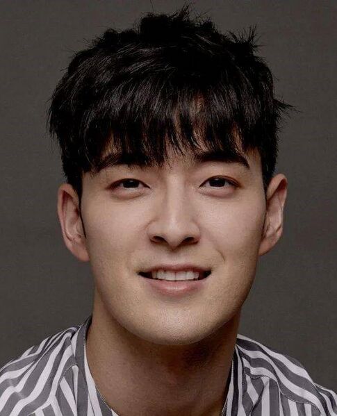 File:James Lee.jpg