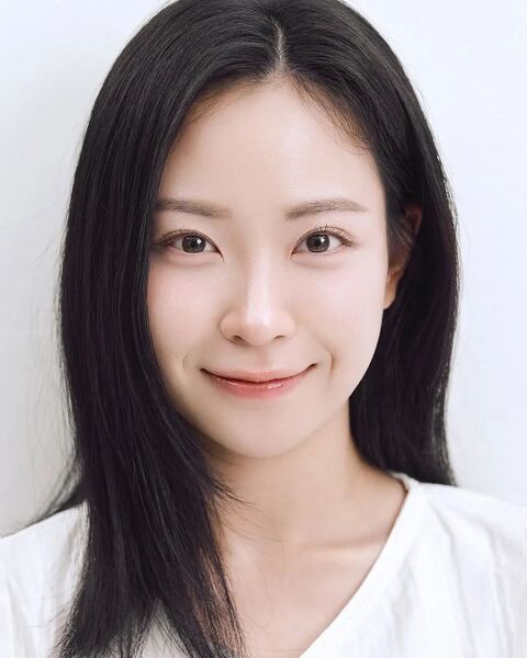 File:Han Ji Hyo.jpg