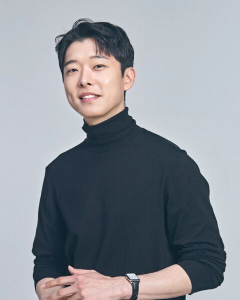 File:Shim Tae Young.jpg